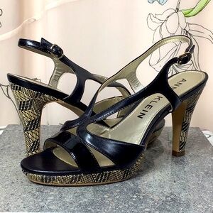 🪭 Anne Klein ‘Elley’ Black Tan Raffia Platform Slingback Heel Sandals Sz.8.5